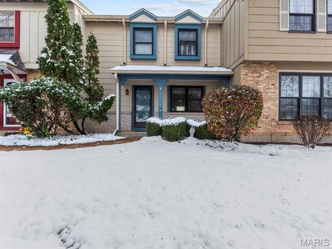 Photo of 13338 Hiddendale Lane, Ballwin, MO 63021 (MLS # 25077508)