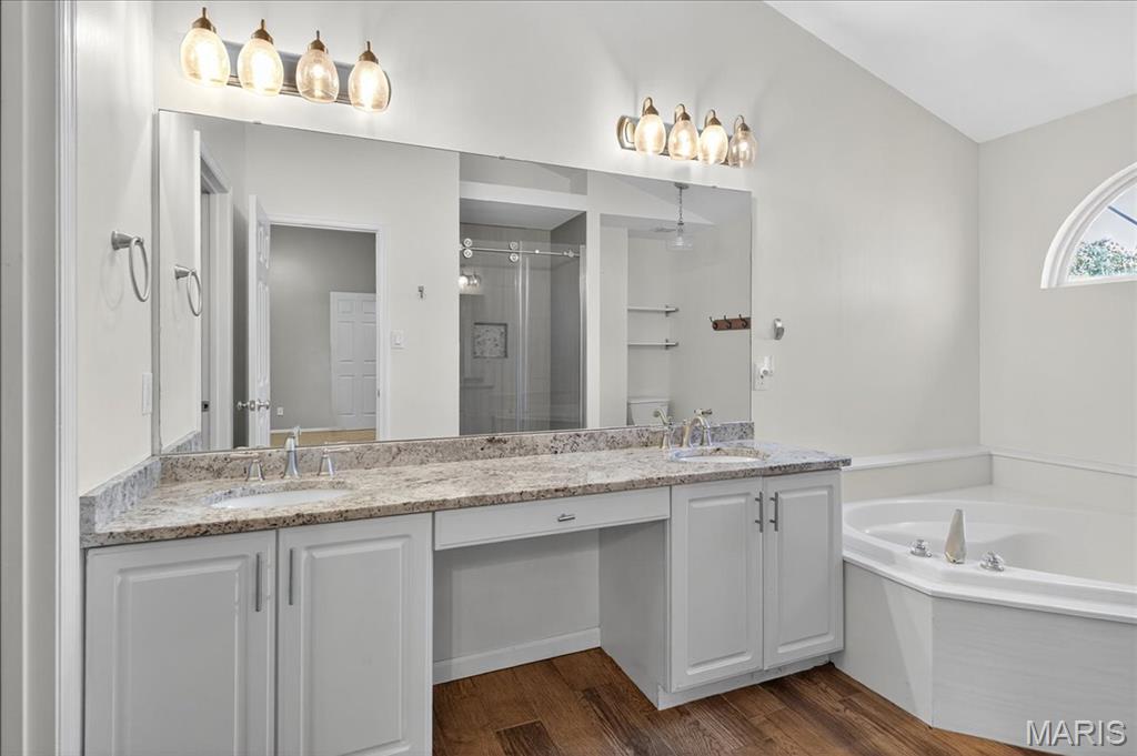 Fenton, Missouri 63026, United States, 4 Bedrooms Bedrooms, ,3 BathroomsBathrooms,Residential,Coming Soon,215789