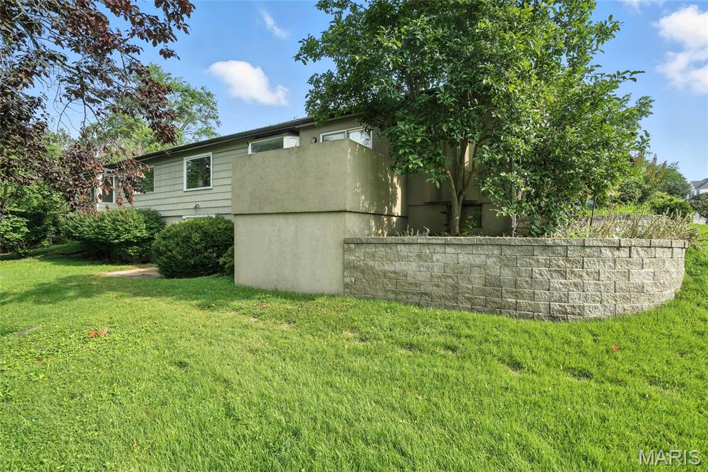 Bellerive Estates 2nd Add Nine - Residential