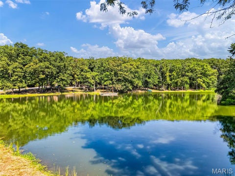 Photo of 10 Deer Lake Drive, Warrenton, MO 63383 (MLS # 26056138)