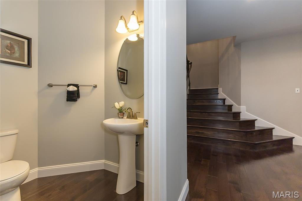 Bur Oaks - Residential