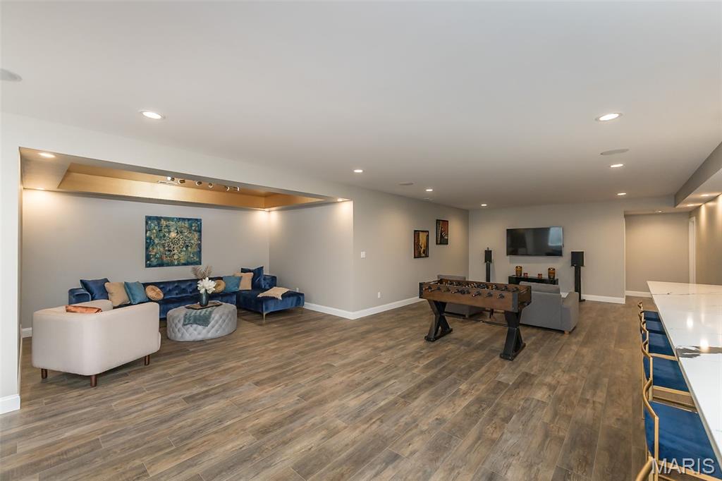 Bur Oaks - Residential