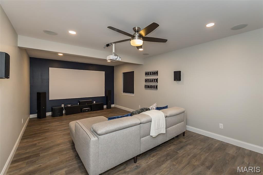 Bur Oaks - Residential