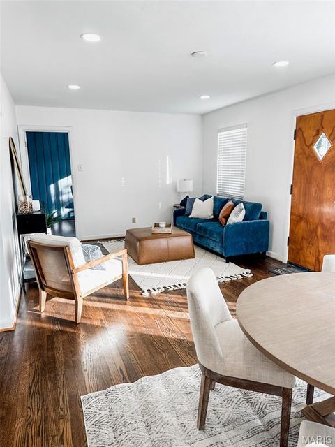 Tiny photo for 1 Dickson Court, Kirkwood, MO 63122 (MLS # 26004534)