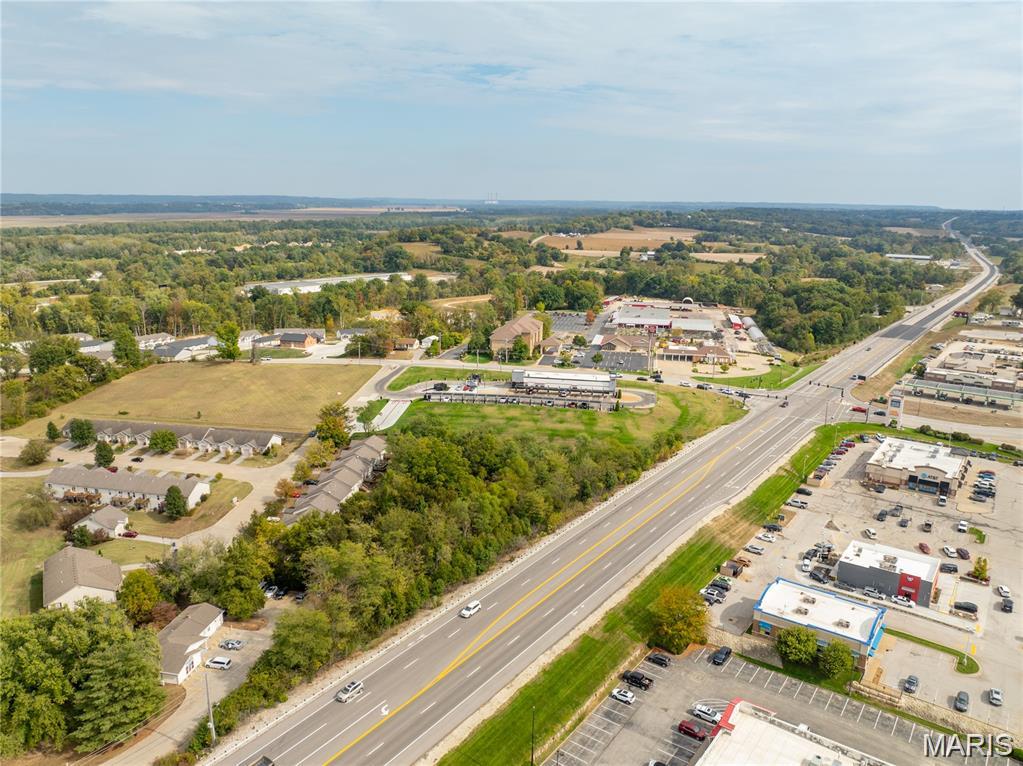 Willows At The Lake - Commercial Sale