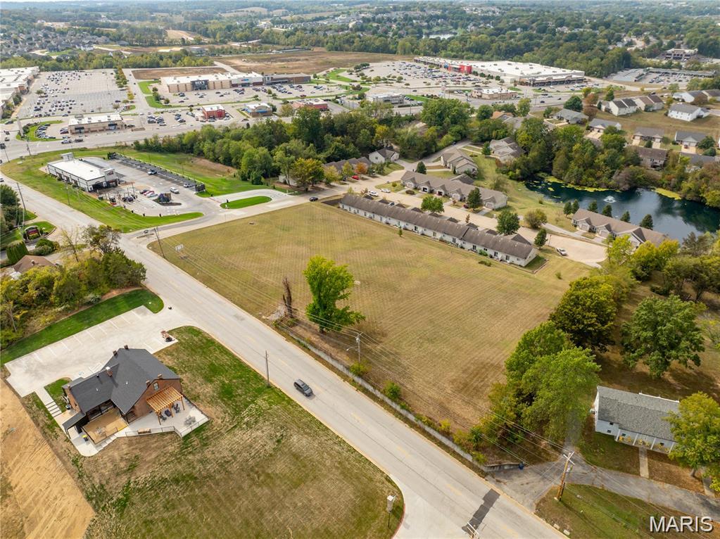 Willows At The Lake - Commercial Sale