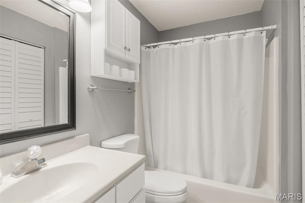 Maywood Condo # 5 - Residential