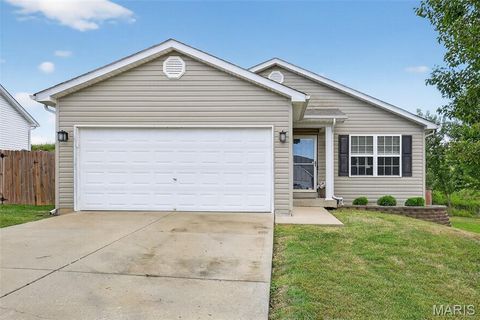 Photo of 490 Sandra Way, Winfield, MO 63389 (MLS # 25042530)