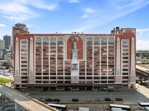 Photo of 400 S 14th Street #906, St Louis, MO 63103 (MLS # 26052156)