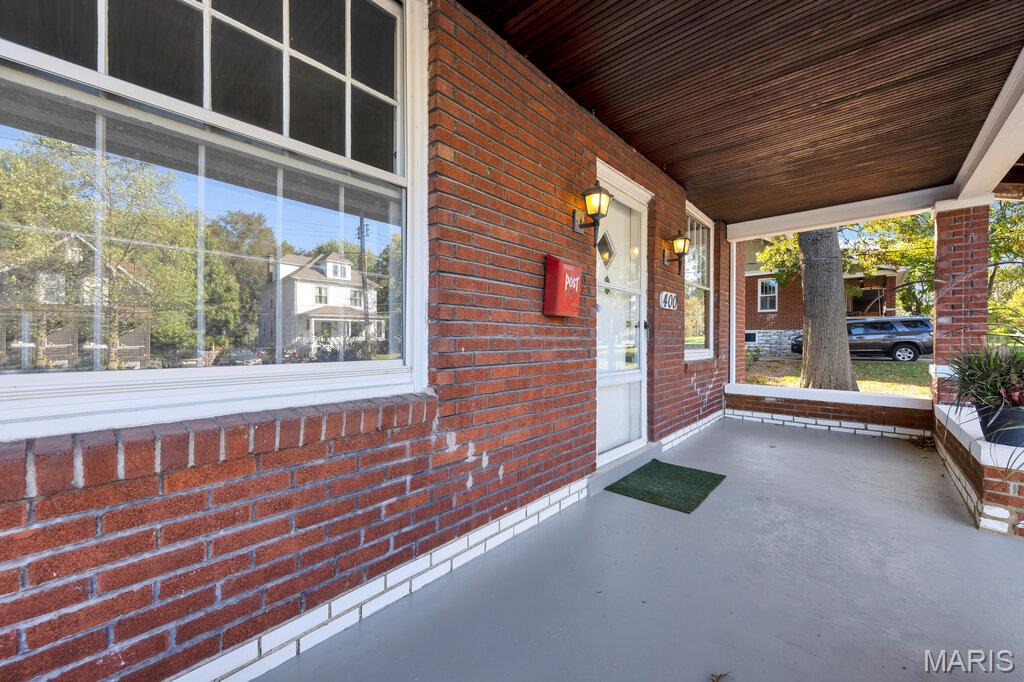 Webster Groves, Missouri 63119, United States, 4 Bedrooms Bedrooms, ,2 BathroomsBathrooms,Residential,Coming Soon,229640