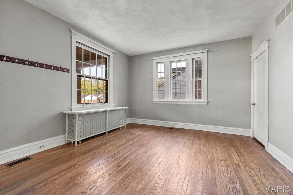 Webster Groves, Missouri 63119, United States, 4 Bedrooms Bedrooms, ,2 BathroomsBathrooms,Residential,Coming Soon,229640