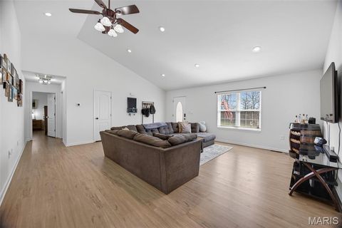 Tiny photo for 20999 Lacombe Road, Waynesville, MO 65583 (MLS # 26018130)