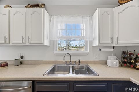 Tiny photo for 20999 Lacombe Road, Waynesville, MO 65583 (MLS # 26018130)