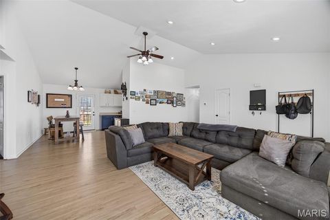 Tiny photo for 20999 Lacombe Road, Waynesville, MO 65583 (MLS # 26018130)