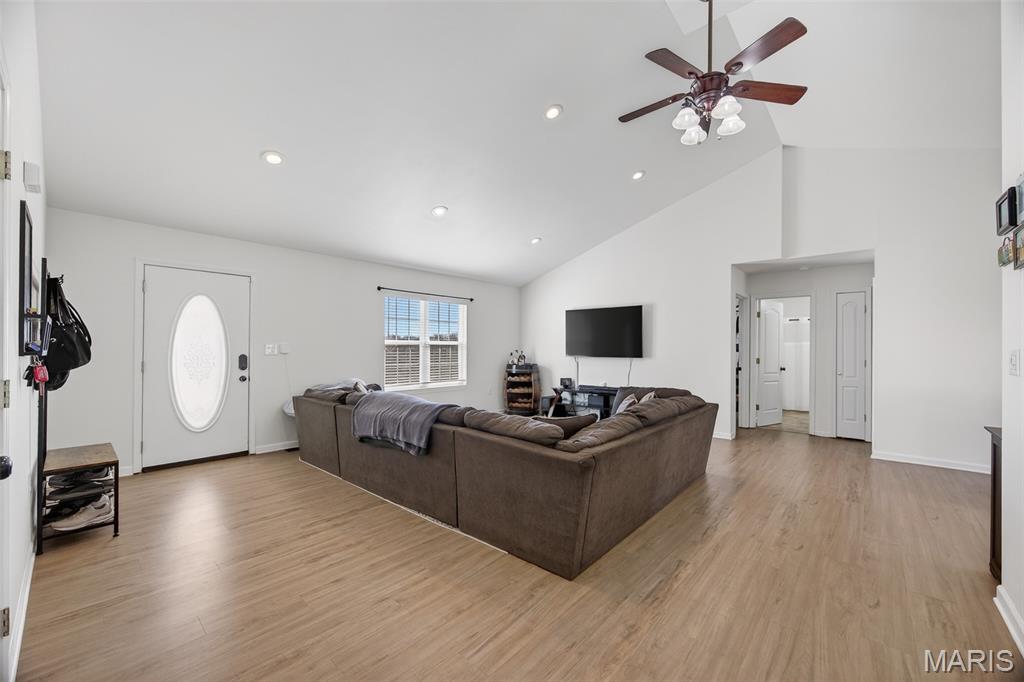 Shalom Mountain - Residential