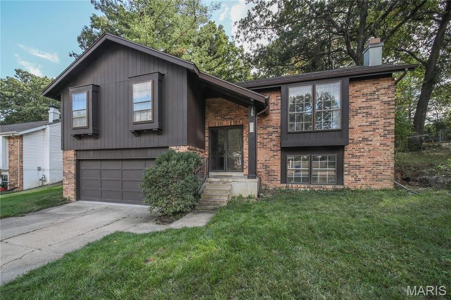 Welcome to this 3+ bedroom, 2.5 bath split-foyer home with a 2 car garage, located in the desirable Westglen South neighborhood, ready for new owners to bring their decorating ideas to life! Hardwood flooring flows through the main living areas, kitchen has stainless steel appliances, with a new microwave to be installed prior to closing. Some new windows are scheduled for installation before closing, adding value and efficiency.  The lower level offers a second family room with a cozy fireplace, perfect for relaxing or entertaining, along with an additional sleeping room or home office, providing flexible use of space. Situated within the highly sought-after Parkway School District and enjoy Ballwin amenities, close to the Pointe, North Pointe, the Ballwin Golf Course and shopping, dining, and parks. A fantastic opportunity to personalize a well-located home with solid features and great potential.  Showings begin Friday at Noon. Professional photos go live Thursday—don’t miss it!