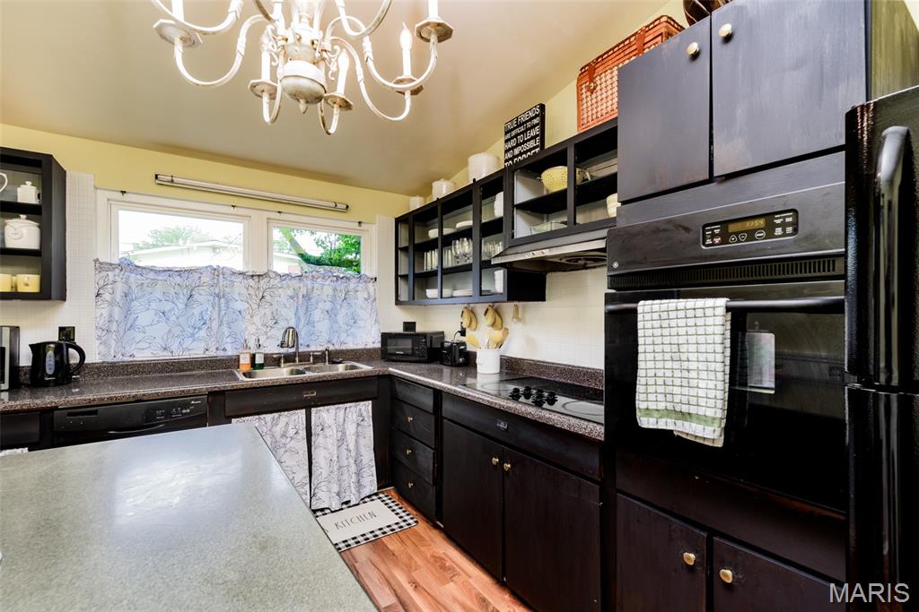 Paddock Hills 16 - Residential