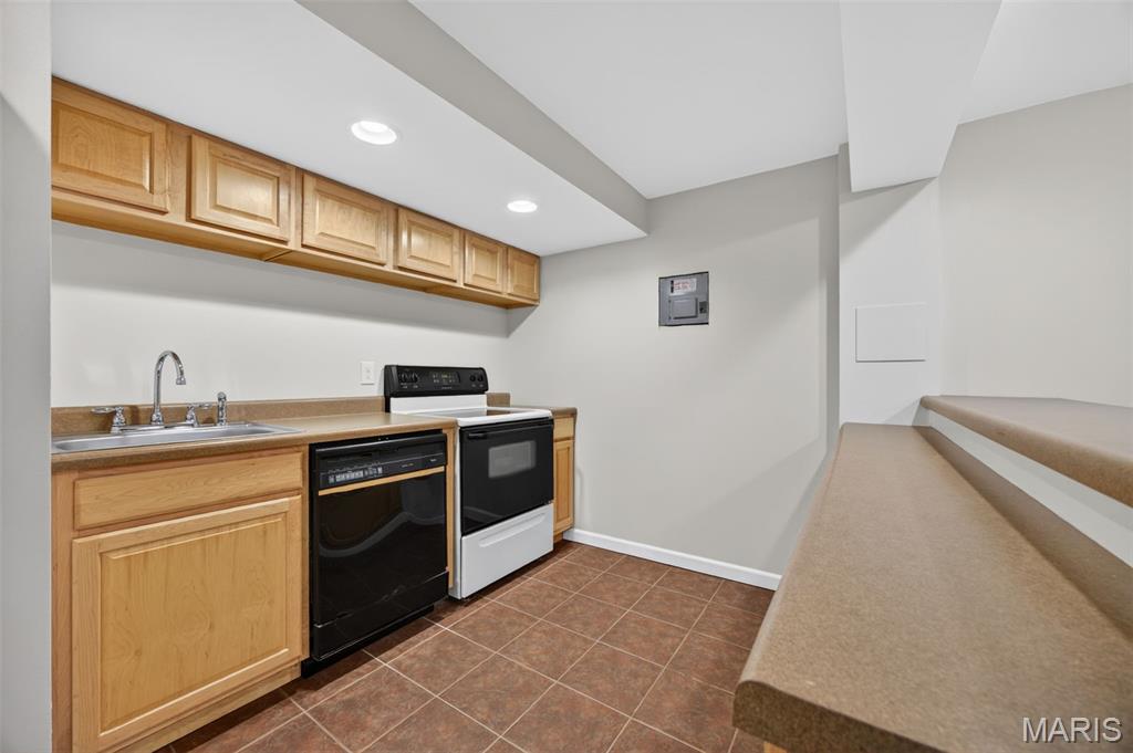 Wilshire Valley - Residential