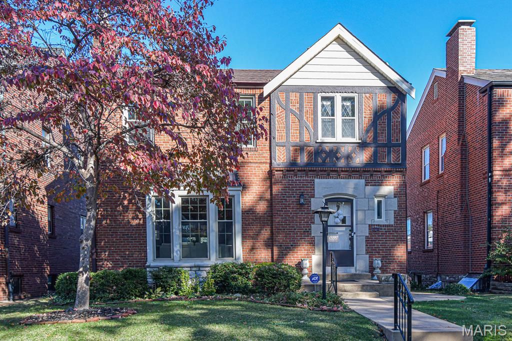 Photo of 6335 Devonshire Avenue, St Louis, MO 63109 (MLS # 25066598)