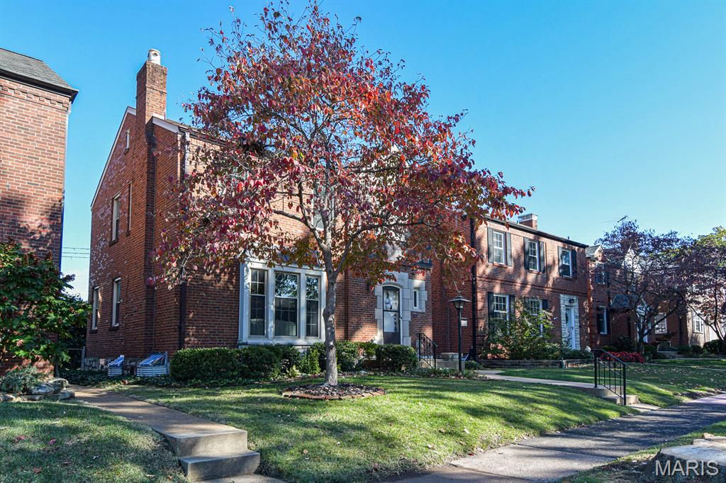 Photo of 6335 Devonshire Avenue, St Louis, MO 63109 (MLS # 25066598)