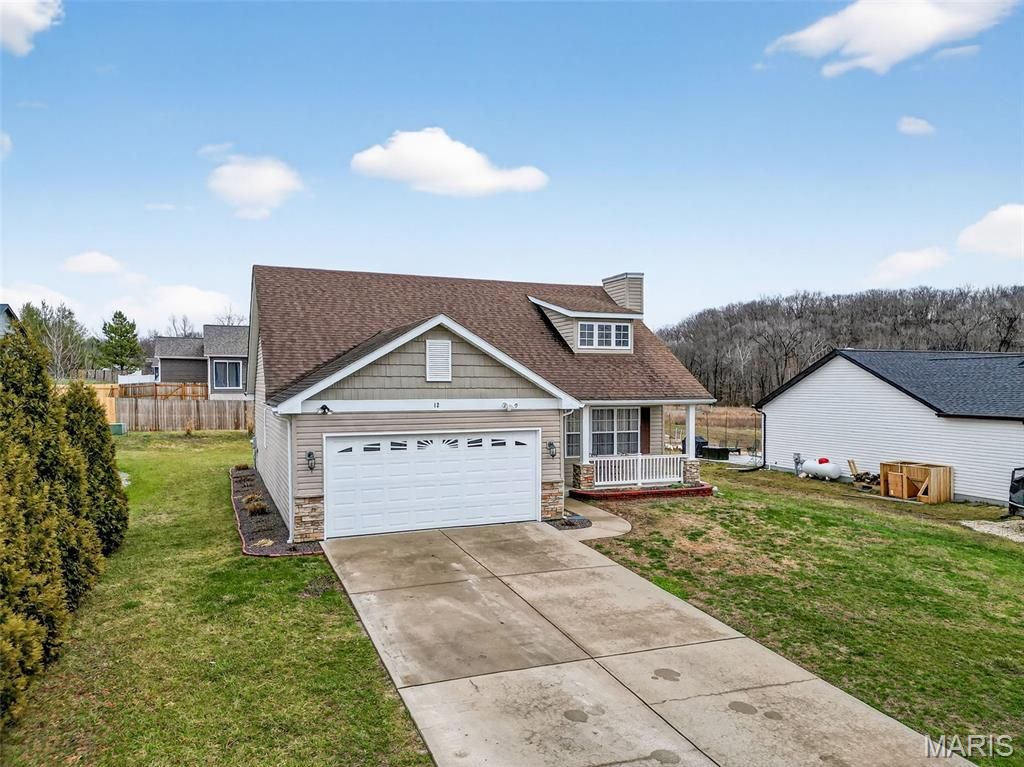 Photo of 12 Comanche Court, Troy, MO 63379 (MLS # 26013440)