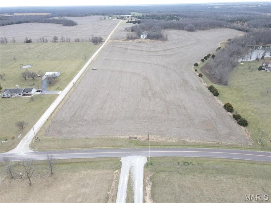 Minutes from Indian Creek access & Marina and Monroe City at Mark Twain Lake. Beautiful homesites on highly desired Route N, Monroe City School District. Not in a platted subdivision. No restrictive covenants. Two adjoining lots available, may be purchased together. See it! Love it! Own it!