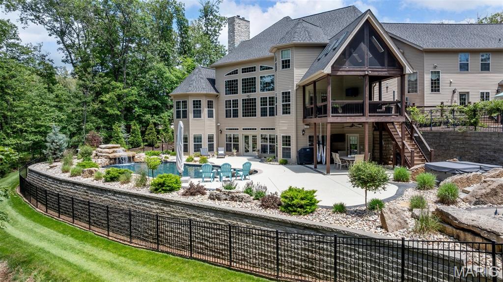 Crown Pointe Farms - Residential