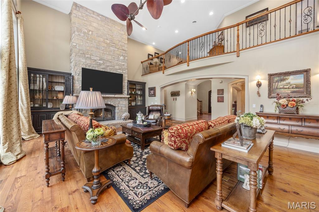 Crown Pointe Farms - Residential