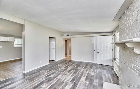 Tiny photo for 475 Countryside Drive, Florissant, MO 63033 (MLS # 26018761)