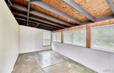 Tiny photo for 475 Countryside Drive, Florissant, MO 63033 (MLS # 26018761)