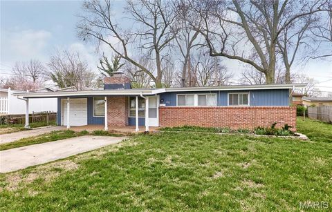 Tiny photo for 475 Countryside Drive, Florissant, MO 63033 (MLS # 26018761)
