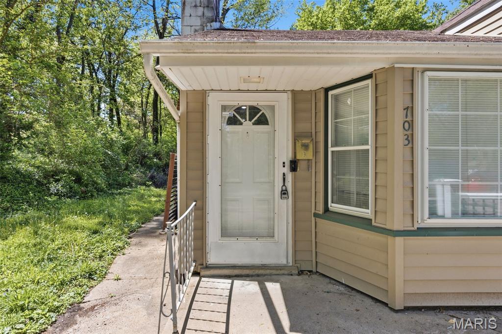 Florissant Road Terrace - Residential