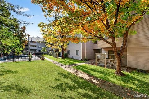 Tiny photo for 1307 Prospect Village Lane #C, Ballwin, MO 63021 (MLS # 25069551)