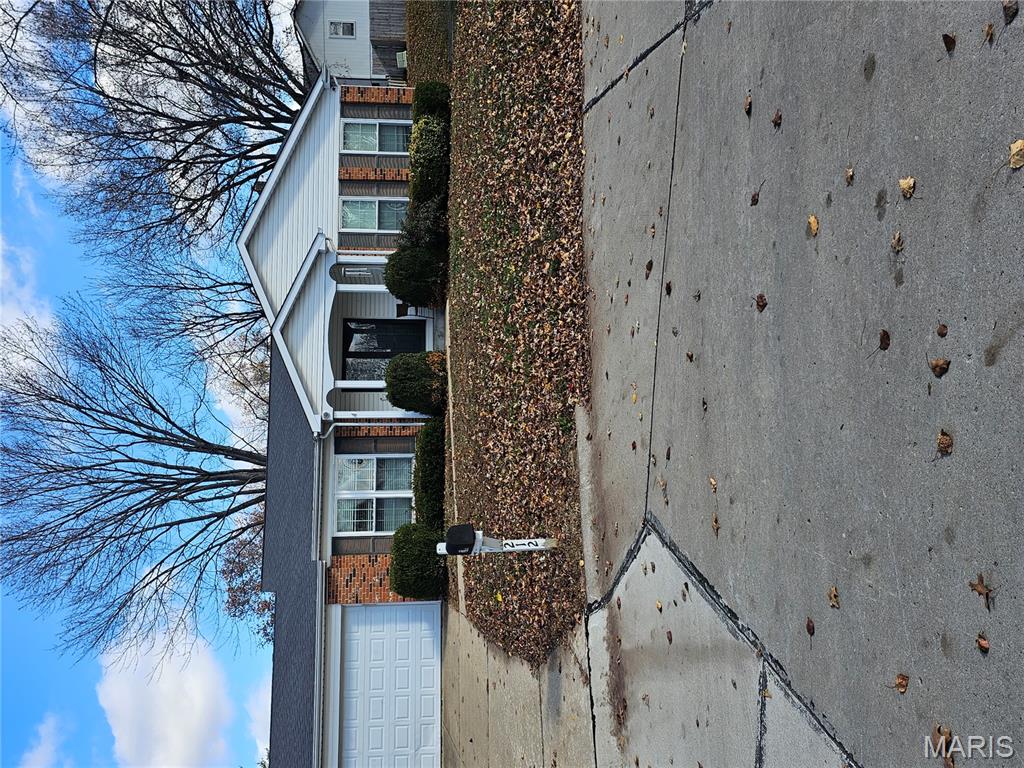 212 Whitehirst Manor Court