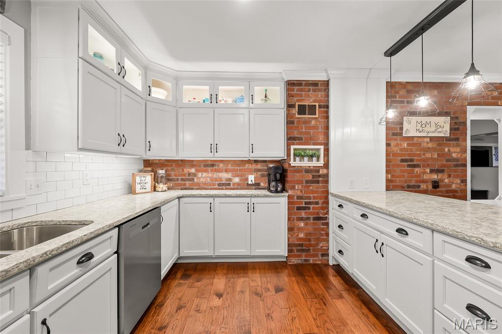 Donald - Residential