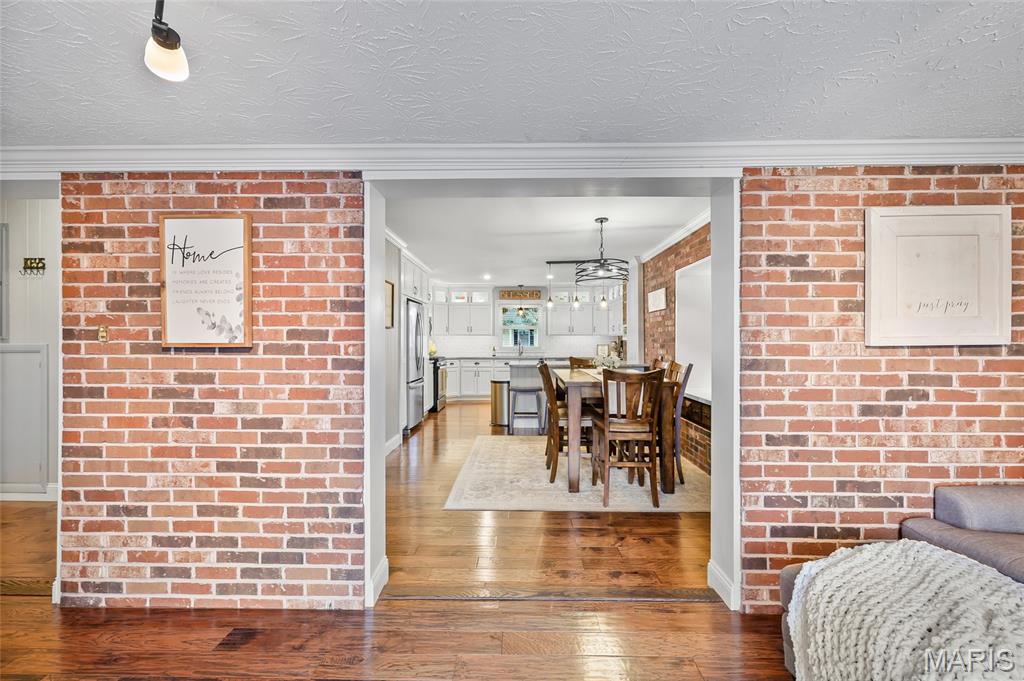 Donald - Residential