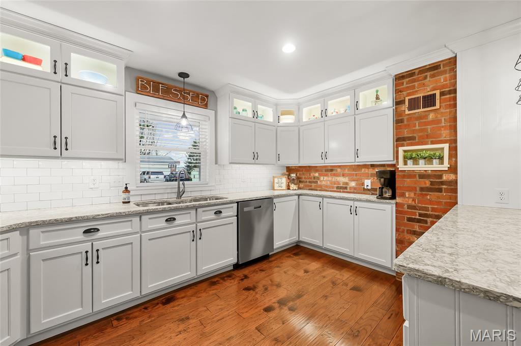 Donald - Residential