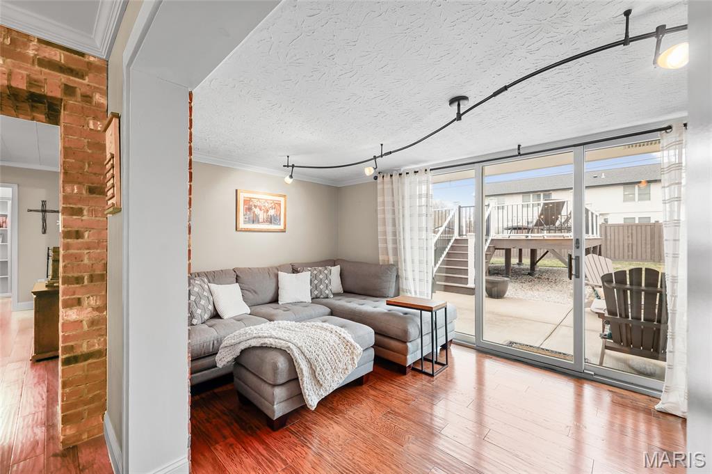 Donald - Residential