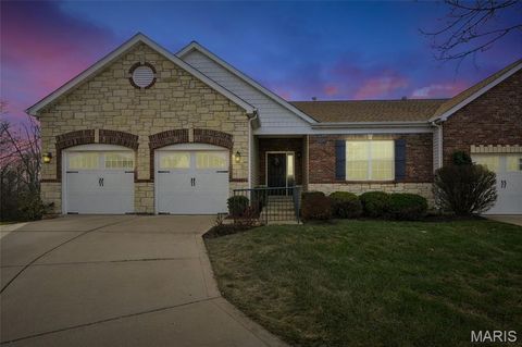 Tiny photo for 1701 Ridgemont Court, Chesterfield, MO 63146 (MLS # 26000714)