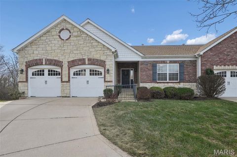 Tiny photo for 1701 Ridgemont Court, Chesterfield, MO 63146 (MLS # 26000714)
