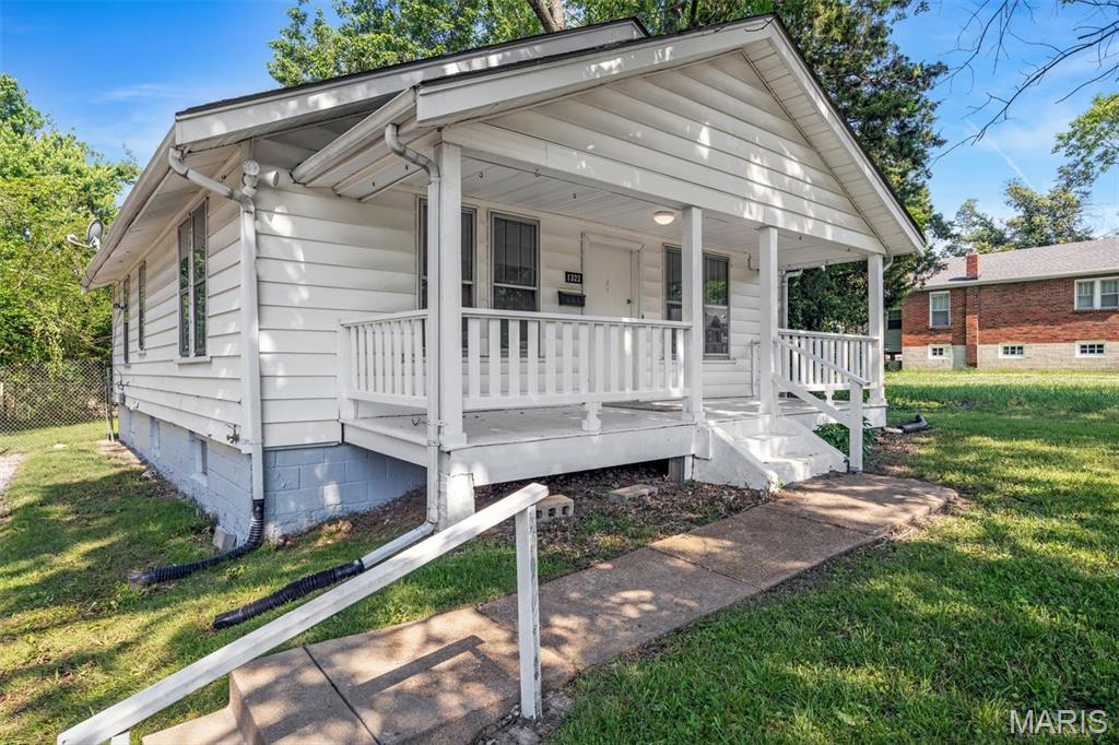 1323 Fairview Avenue