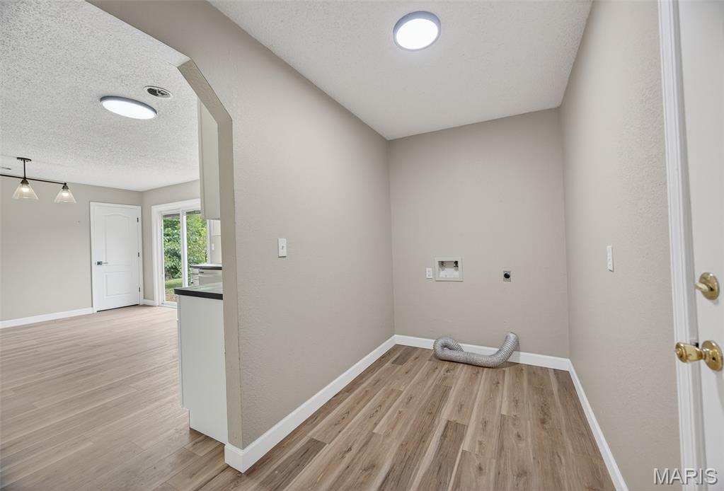 Hillhouse Ad Richlan - Residential
