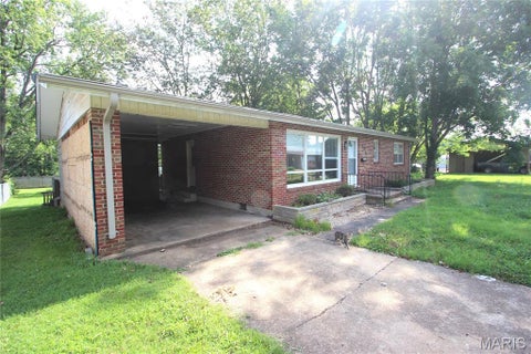 Tiny photo for 408 7th Street, Farmington, MO 63640 (MLS # 26047102)