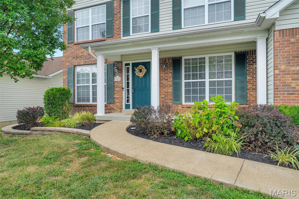 943 Shadow Pine Drive