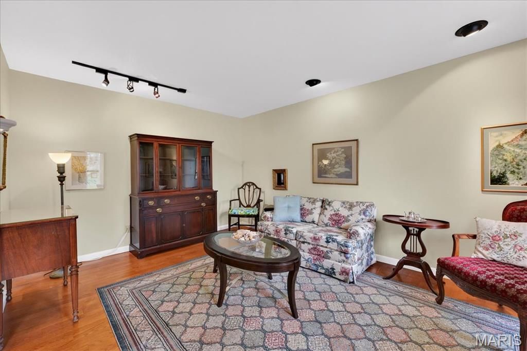 Photo of 2 Silveroak Court, Manchester, MO 63021 (MLS # 26018730)