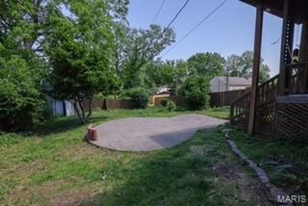 Photo of 422 N Frederick Street, Cape Girardeau, MO 63701 (MLS # 26027973)