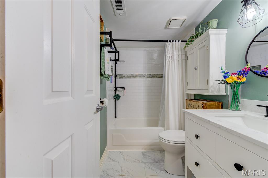 Stone Ridge Estate Condos - Residential