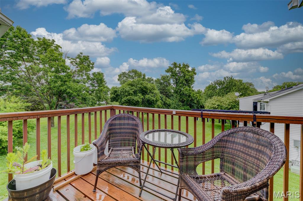 Stone Ridge Estate Condos - Residential