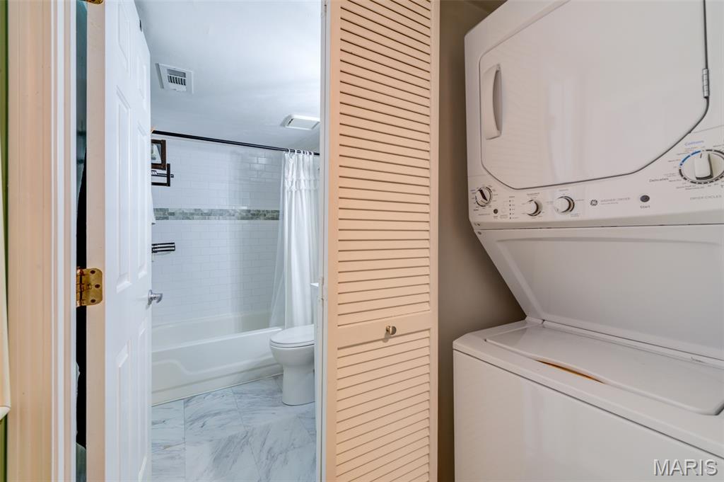 Stone Ridge Estate Condos - Residential