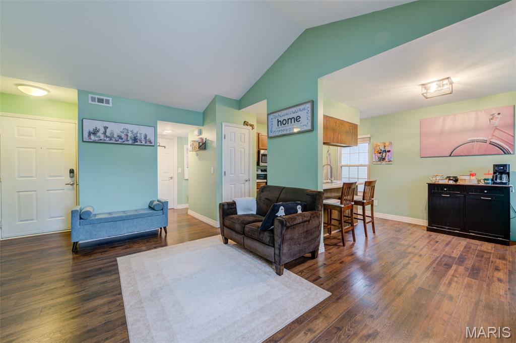 Stone Ridge Estate Condos - Residential